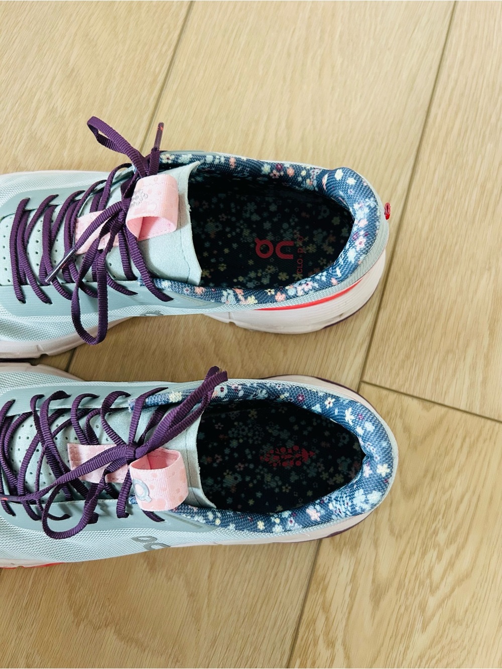 FP Movement x On Cloudnova Form 2 Sneakers - Picture 7 of 7